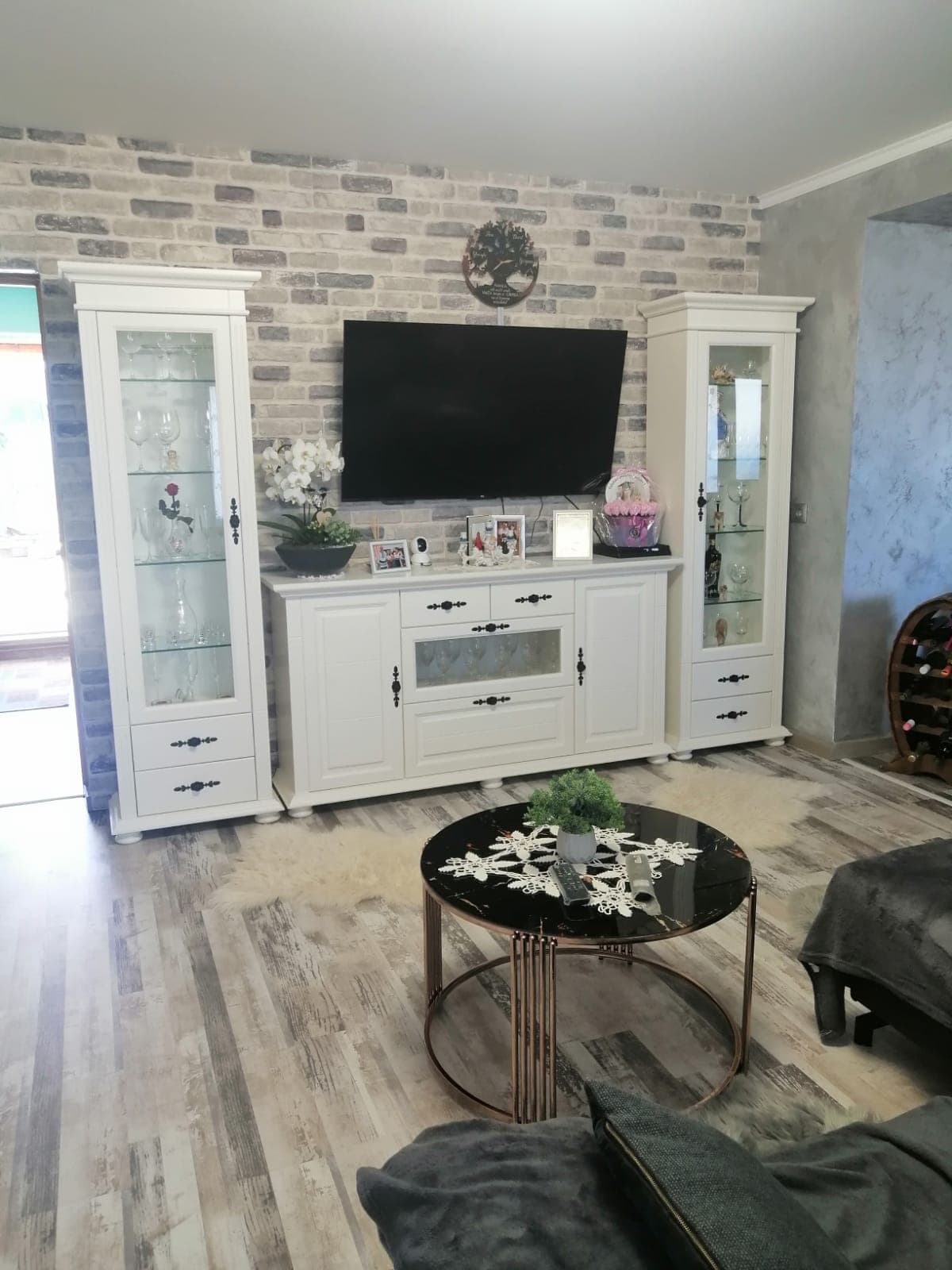 Wohnzimmer-Set Skagen 5 aus Massivholz mit Vitrinen